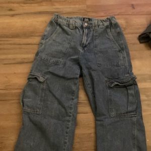 Straigjt jeans, High Wasted, Cargo style,